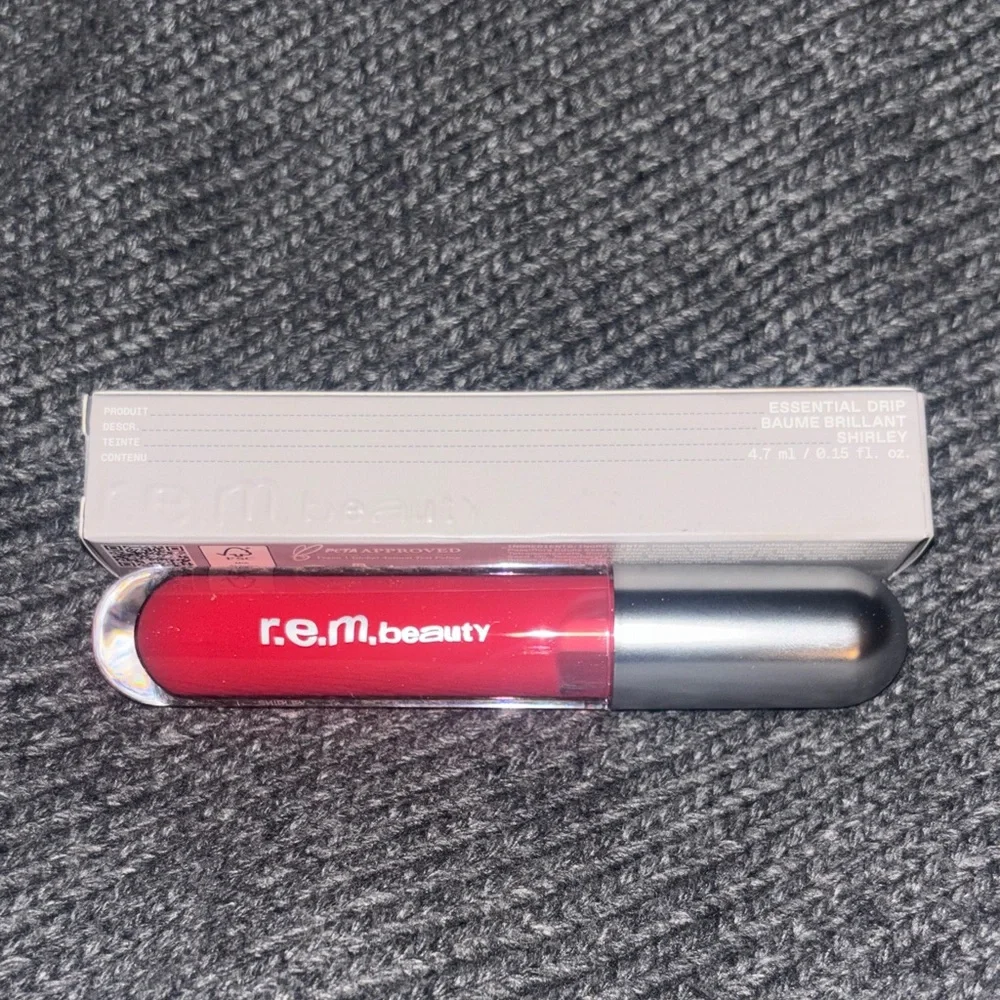 R.E.M. Essential Drip Glossy Balm Lip Gloss Shirley Red Tint Ariana Grande